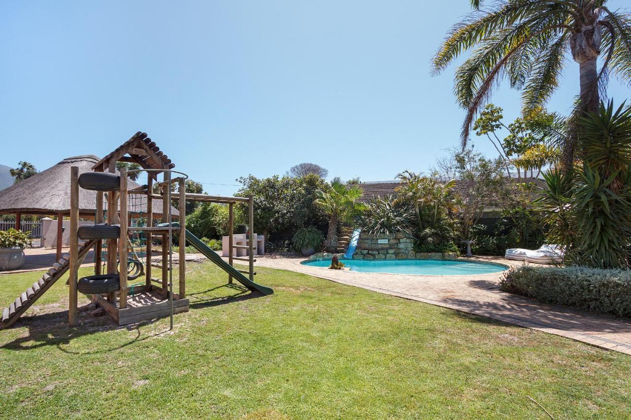 2 On Lismore Tokai Exterior foto